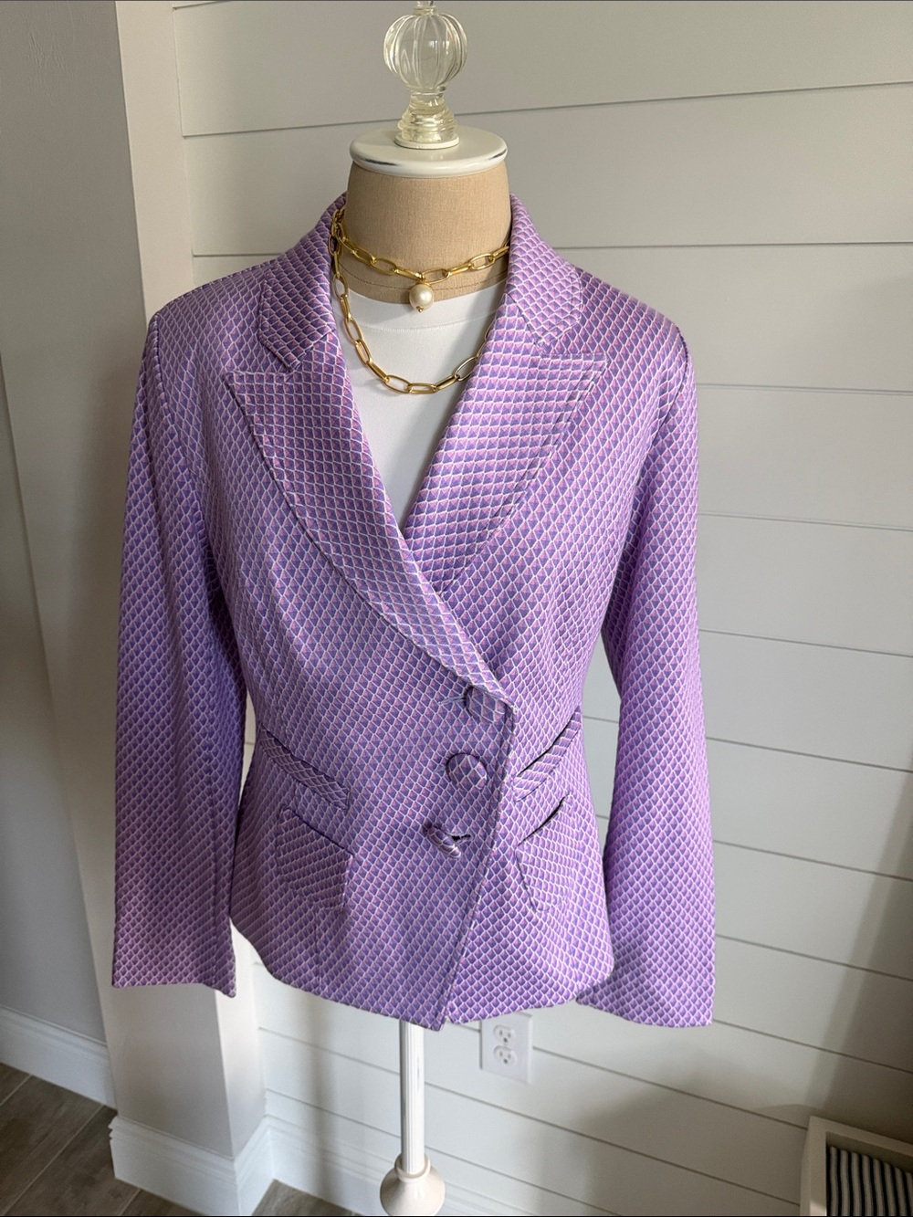 Cabi Imperial Blazer Textured- Women's Stylish Tailored Jacket
